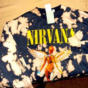 H&M sweatshirt it is really thick will keep you warm in these winter months!!!!!